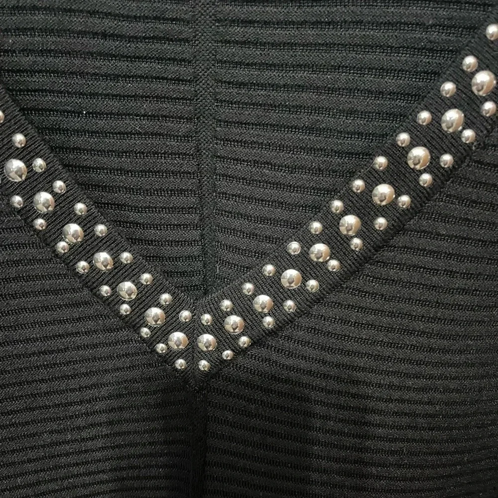 Cyrus Sweater 2XL with grommet details - Picture 10 of 12